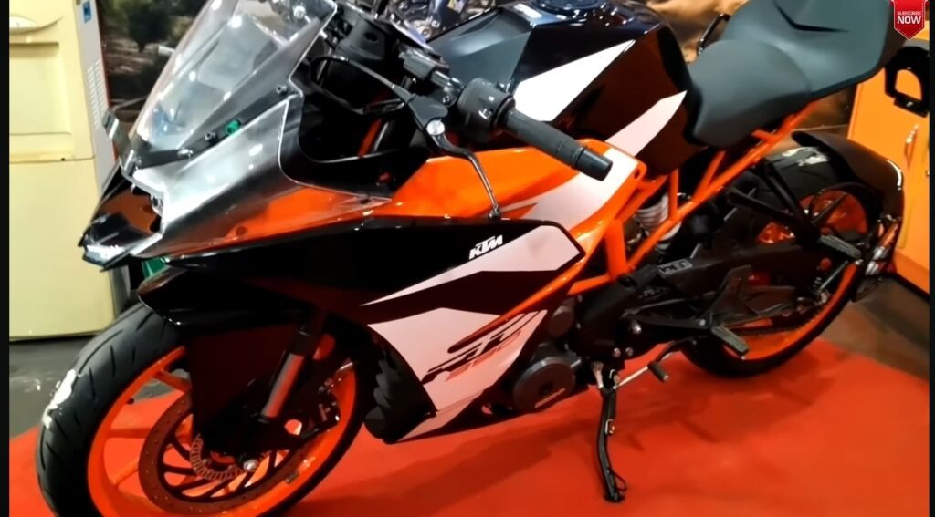 KTM RC 390 bike